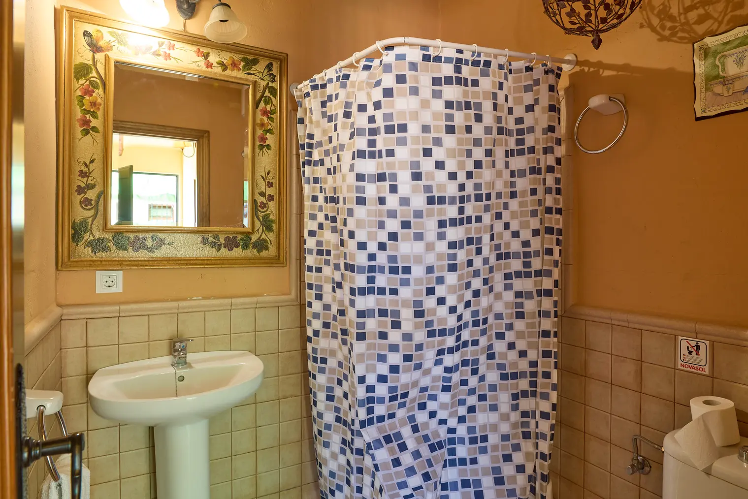 Baño con ducha