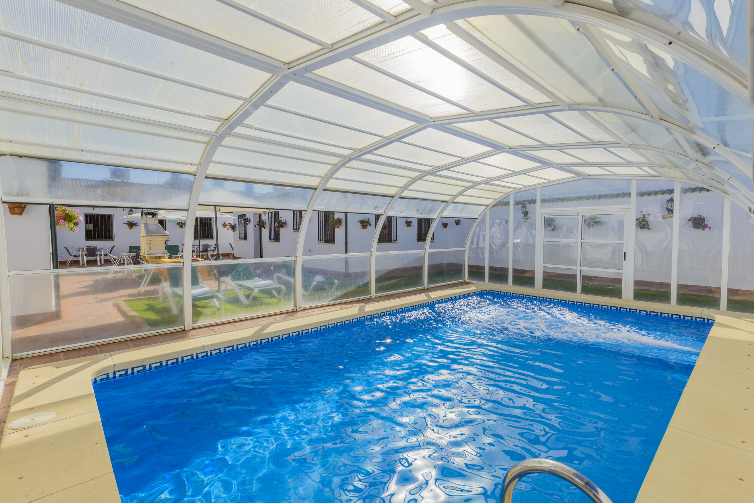Casa rural Rivero Rural en Córdoba con piscina cubierta para grupos